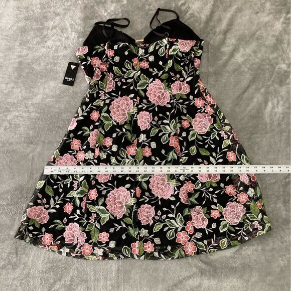 Guess Floral Mini Dress Womens 14 Embroidered Spaghetti Strap Party Padded - Picture 11 of 12